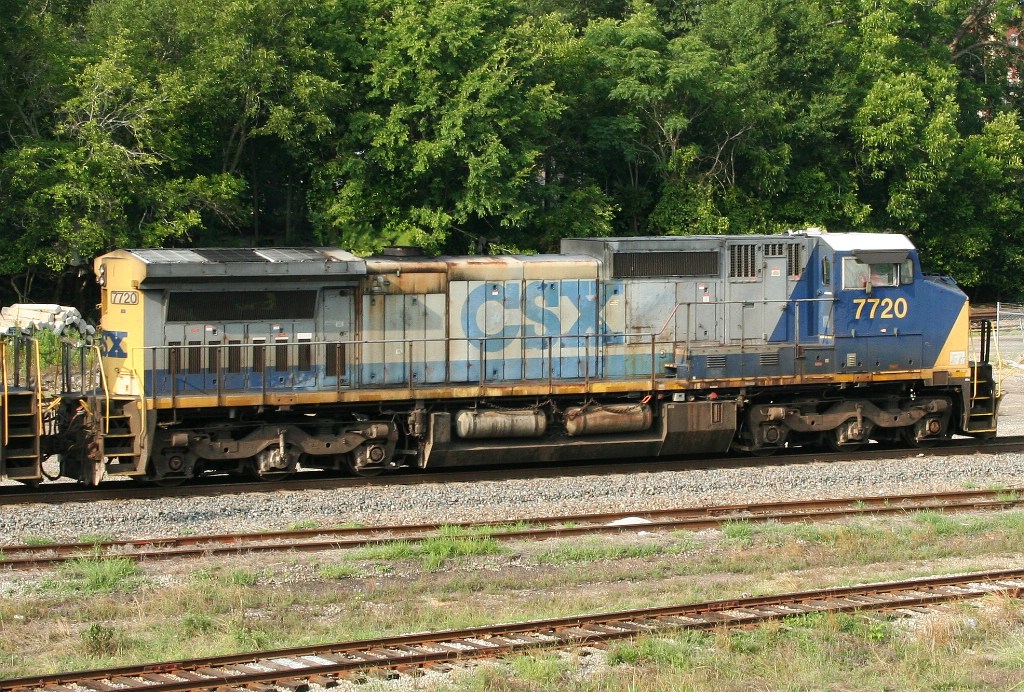 CSX 7720 leading NB intermodal